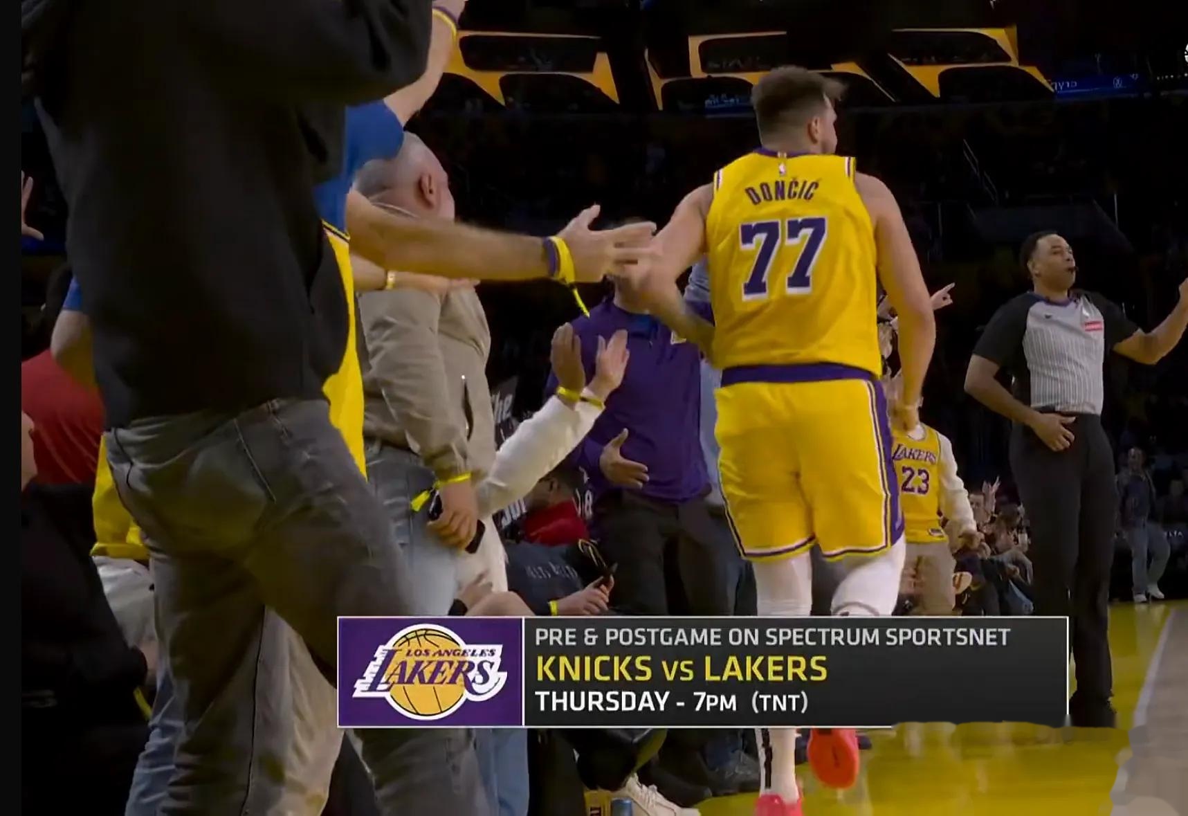 包含从北京冬奥怒砍55分到詹姆斯被绝杀后一句话火遍全网，里程碑夜华盛顿奇才伤情更新的词条