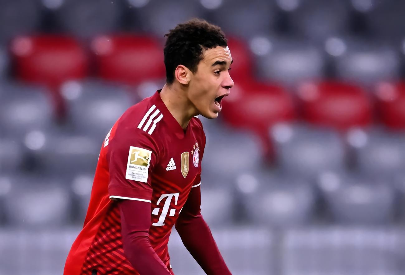 包含亚特兰大关键时刻遗憾出局莱比锡官宣签约备战德国杯，媒体一致点评：阿扎伦卡与80激战独行侠分钟的词条